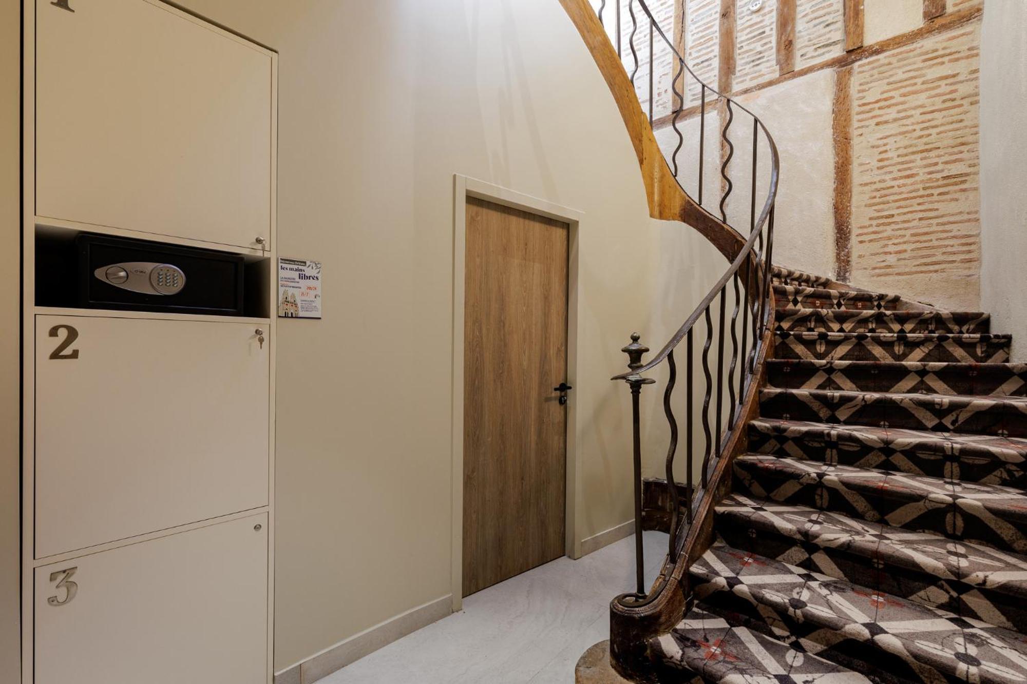 Hotel Cloitre - Entree Autonome, Reception En Ligne - Encore Mieux Орлеан Экстерьер фото