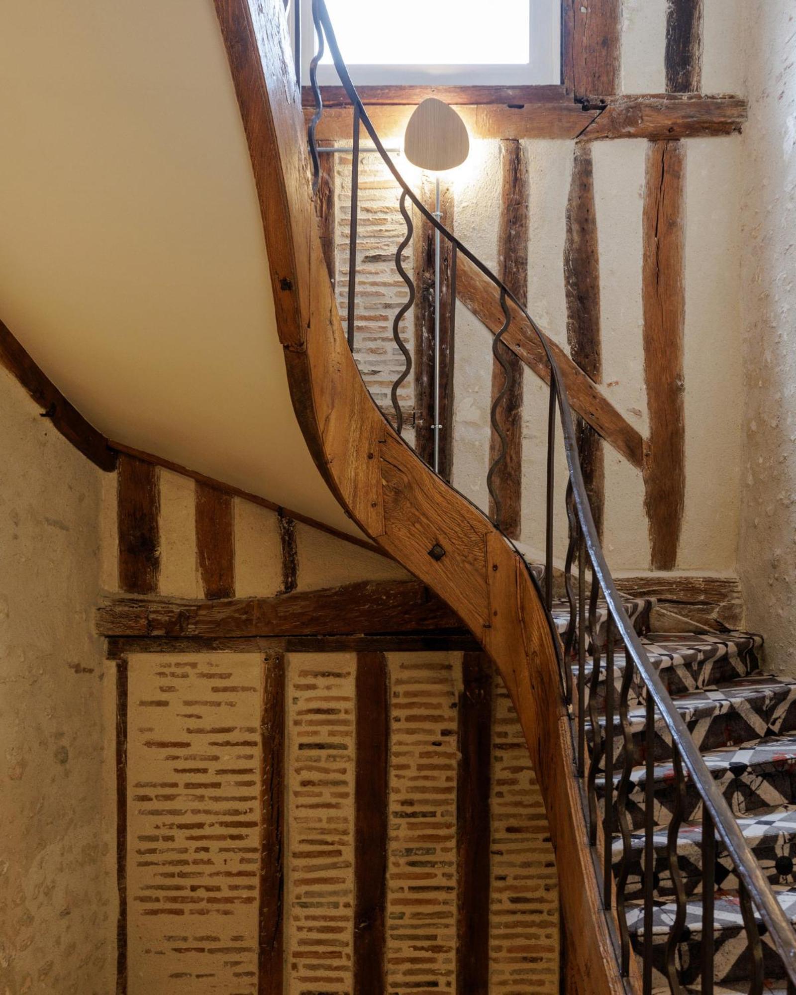 Hotel Cloitre - Entree Autonome, Reception En Ligne - Encore Mieux Орлеан Экстерьер фото