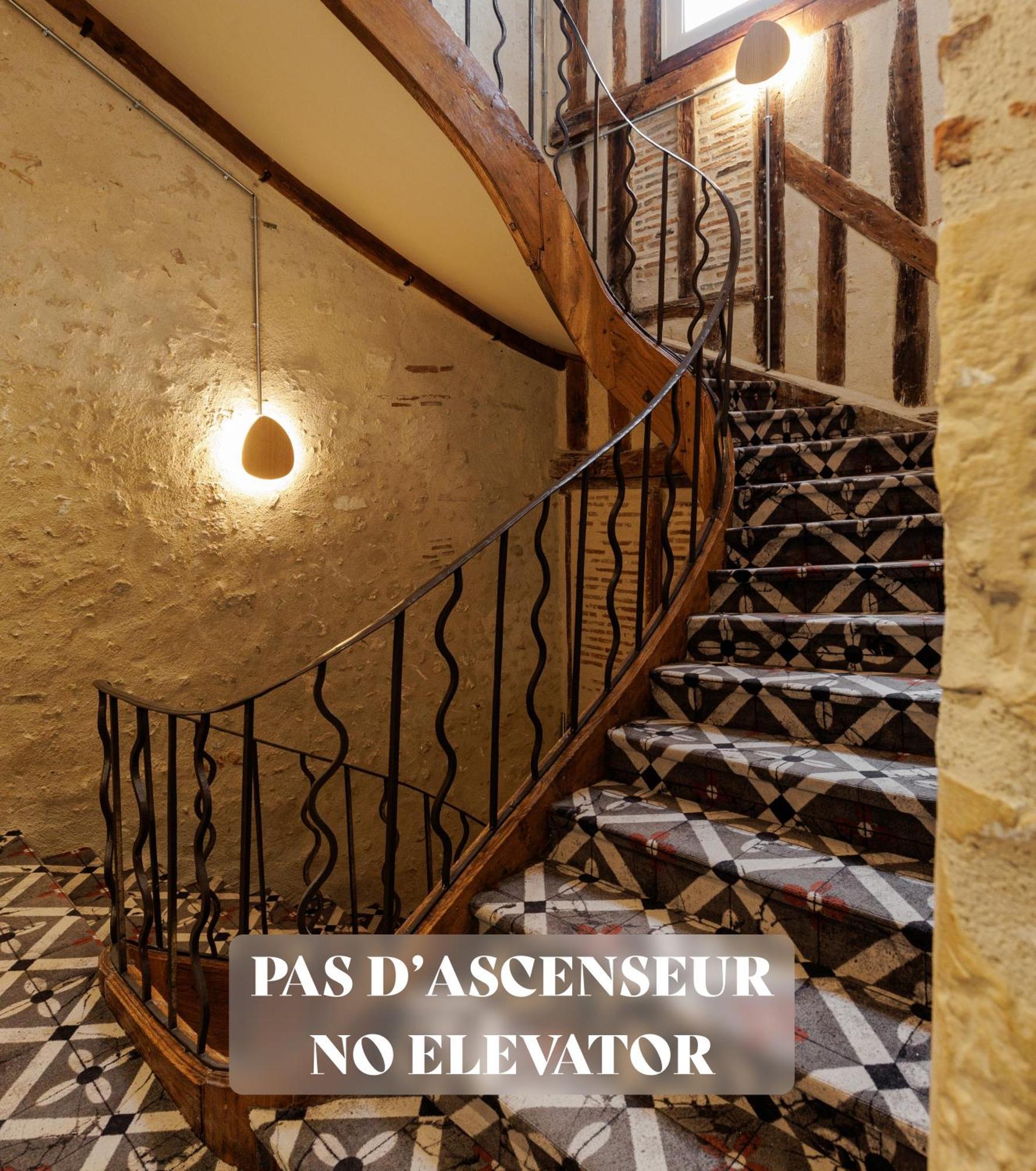 Hotel Cloitre - Entree Autonome, Reception En Ligne - Encore Mieux Орлеан Экстерьер фото